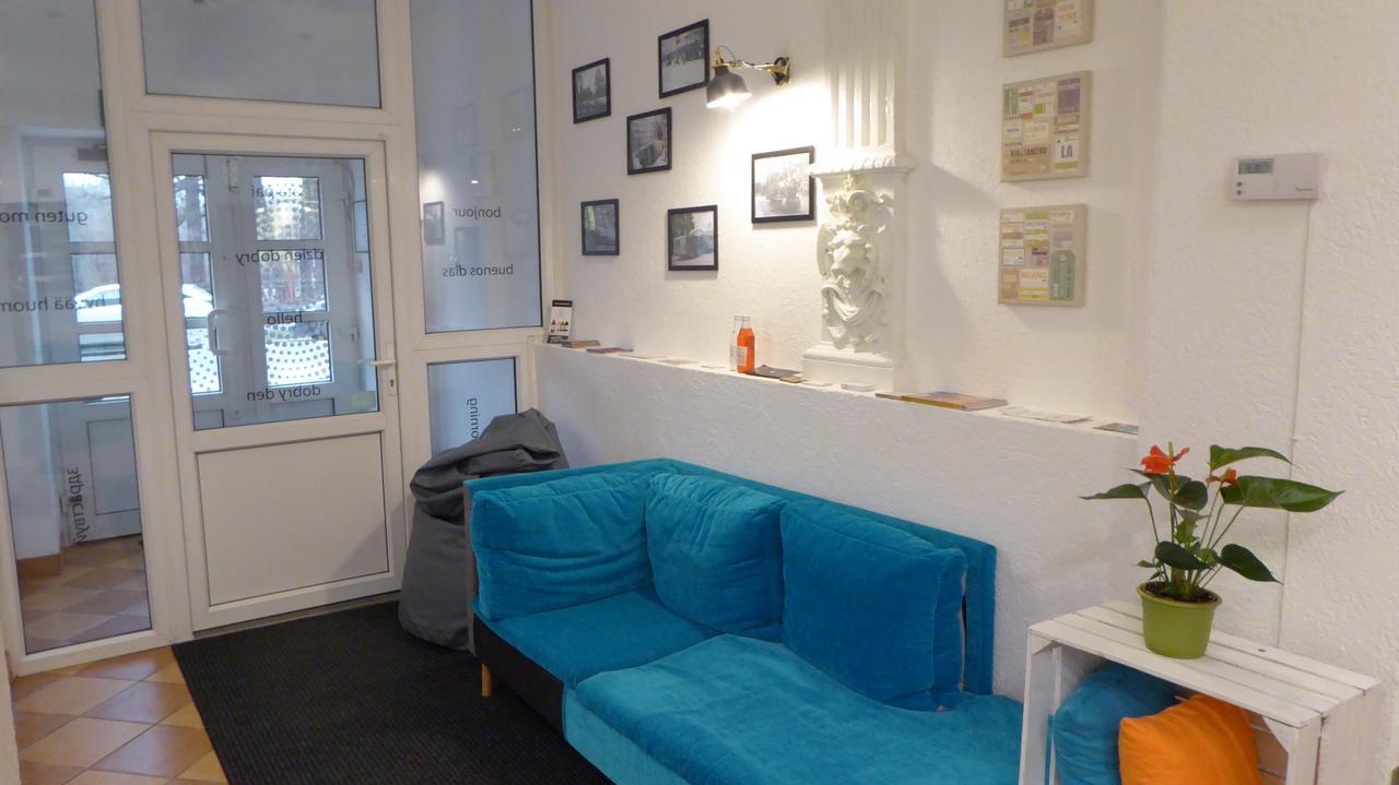 Flyfly Hostel , Darmowy Parking , Rezerwuj Przez Urzadzenia Mobilne -10 Procent Вроцлав Екстериор снимка
